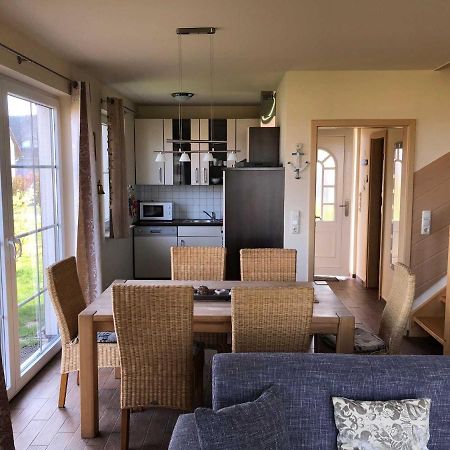Ferienhaus Boddenblick Und Kranich Vieregge Bagian luar foto