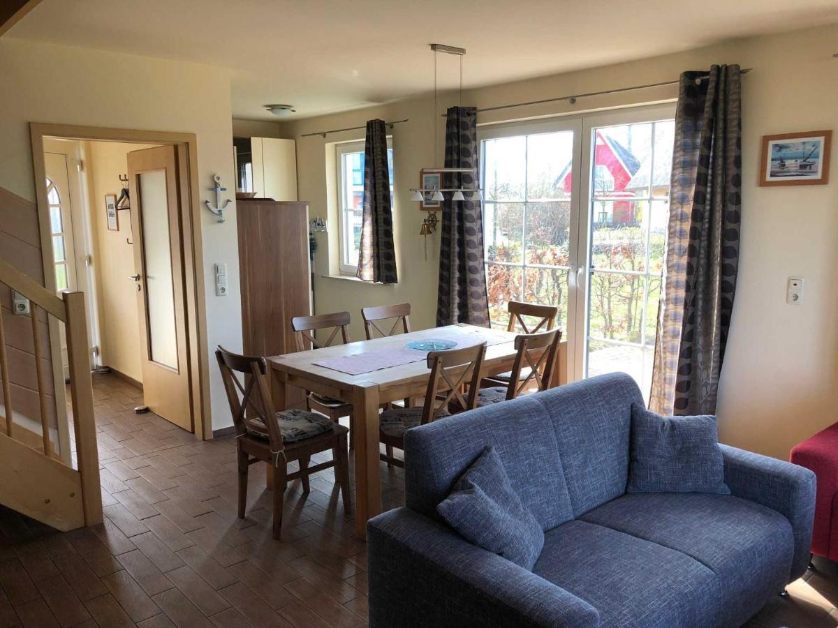 Ferienhaus Boddenblick Und Kranich Vieregge Bagian luar foto