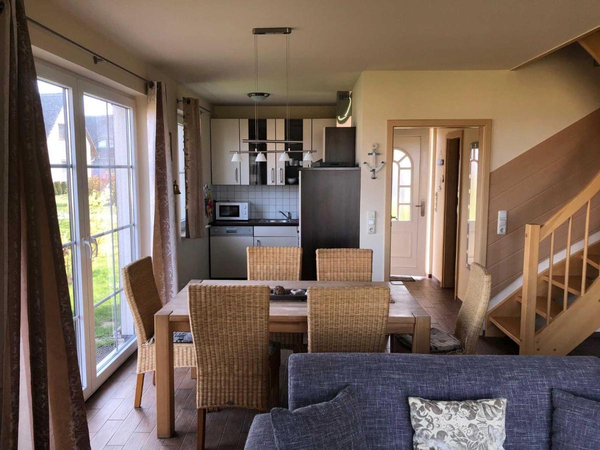 Ferienhaus Boddenblick Und Kranich Vieregge Bagian luar foto