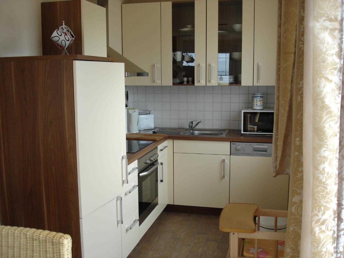 Ferienhaus Boddenblick Und Kranich Vieregge Bagian luar foto